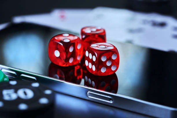 Auto Roulette live dealer interface on manadototo apk mobile